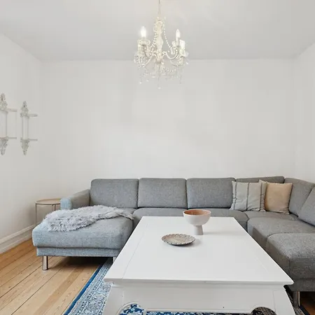 Moderne Med Plads Til Hele Familien Villa *