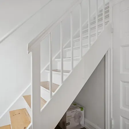 빌라 Modern Townhouse With Space For The Family *